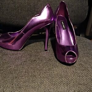 Nine West Metallic Purple Peep Toe Heels